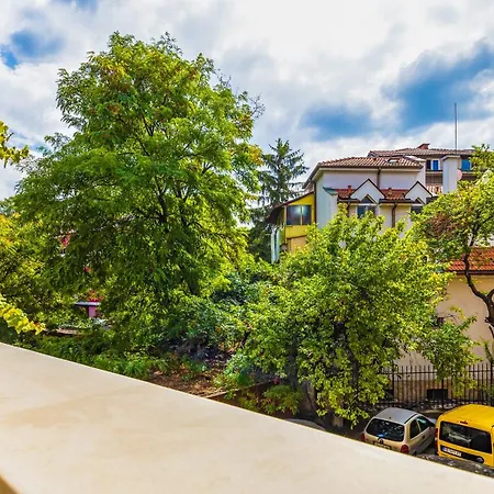 아파트 Chic And Charming 2bd Flat In The Heart Of By Flat Mаnager