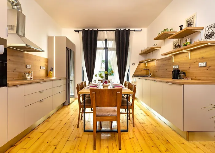 Apartment Chic And Charming 2bd Flat In The Heart Of By Flat Mаnager *