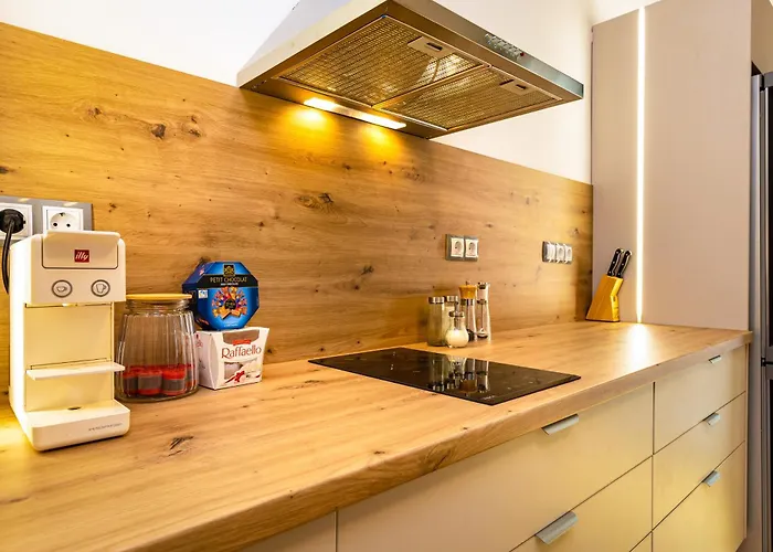 Chic And Charming 2bd Flat In The Heart Of By Flat Mаnager Apartment *